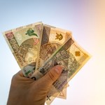 ZUS do 22 sierpnia wyśle 1600 zł. Oto kto dostanie przelew