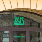 ZUS luzuje pasa. Fala wniosków o zwolnienie ze składek. Nowe prawo to realne skutki i pieniądze