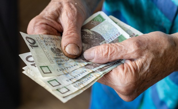 ZUS ogłosił harmonogram wypłat emerytur na 2026 rok. Kiedy trzynastki?