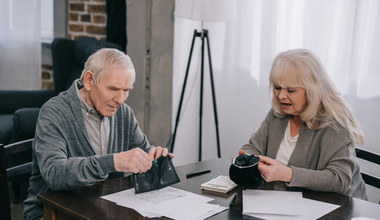 ZUS ostrzega seniorów. Emerytura może się spóźnić, a niektórzy mogą nie dostać wcale