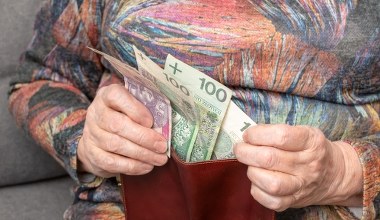 ZUS podał dane za pierwsze półrocze. Tyle wyniosła przeciętna emerytura