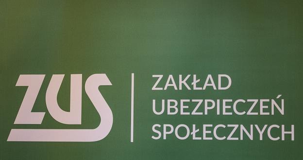 ZUS rozpoczął wysyłkę 3,7 mln listów /fot. Jacek Domiński /Reporter