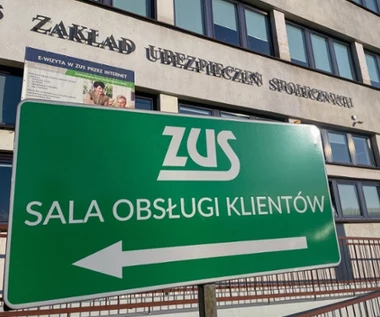 ZUS wypłaca 300 zł na rachunki. Wystarczy złożyć wniosek