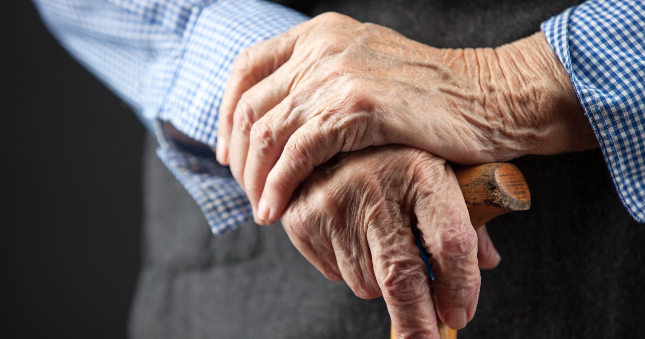 ZUS wypłaca "honorowe" emerytury seniorom, którzy ukończyli 100 lat. Zdj. ilustracyjne /123RF/PICSEL