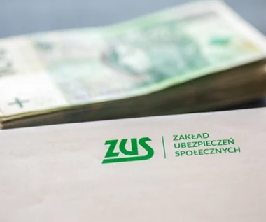 ZUS wypłacił emerytom 16,5 mld zł. Teraz urzędnicy wyślą specjalne listy