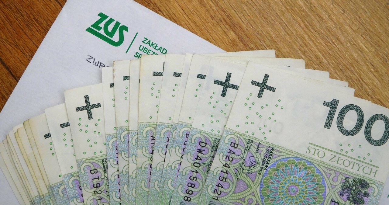 ZUS wysyła setki milionów złotych emerytur za granicę. Najwięcej do Niemiec /Mariusz Grzelak /Reporter