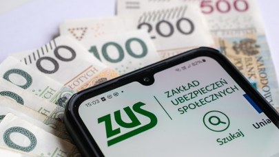 ZUS zaskakuje seniorów: Wcześniejsze wypłaty w grudniu 2025