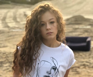 Zuza Jabłońska zapowiada debiutancki album. Posłuchaj singla "Duch"