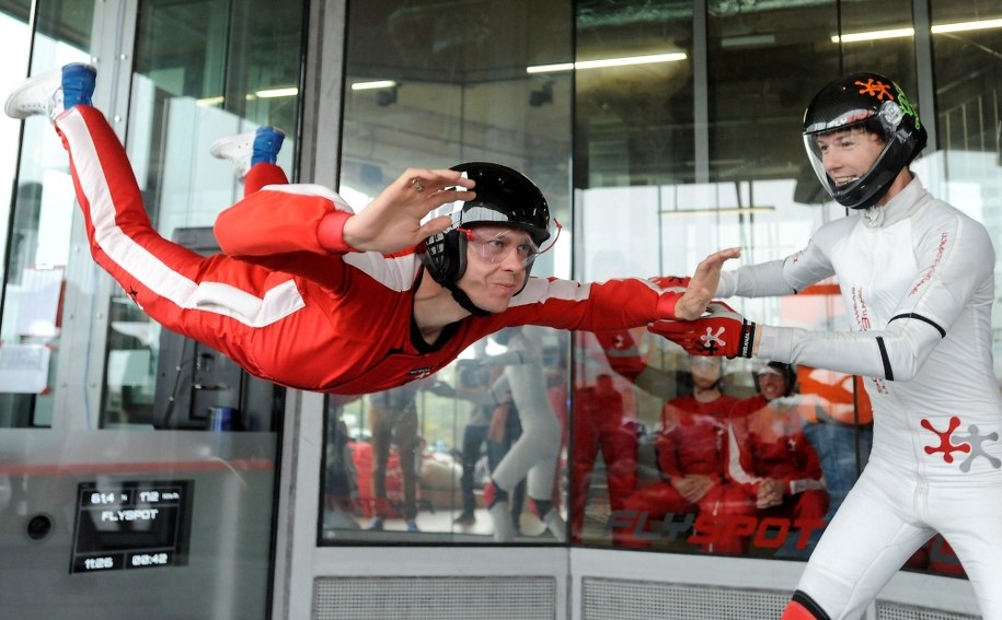 Żużlowcy w tunelu /Bartłomiej Zborowski /PAP