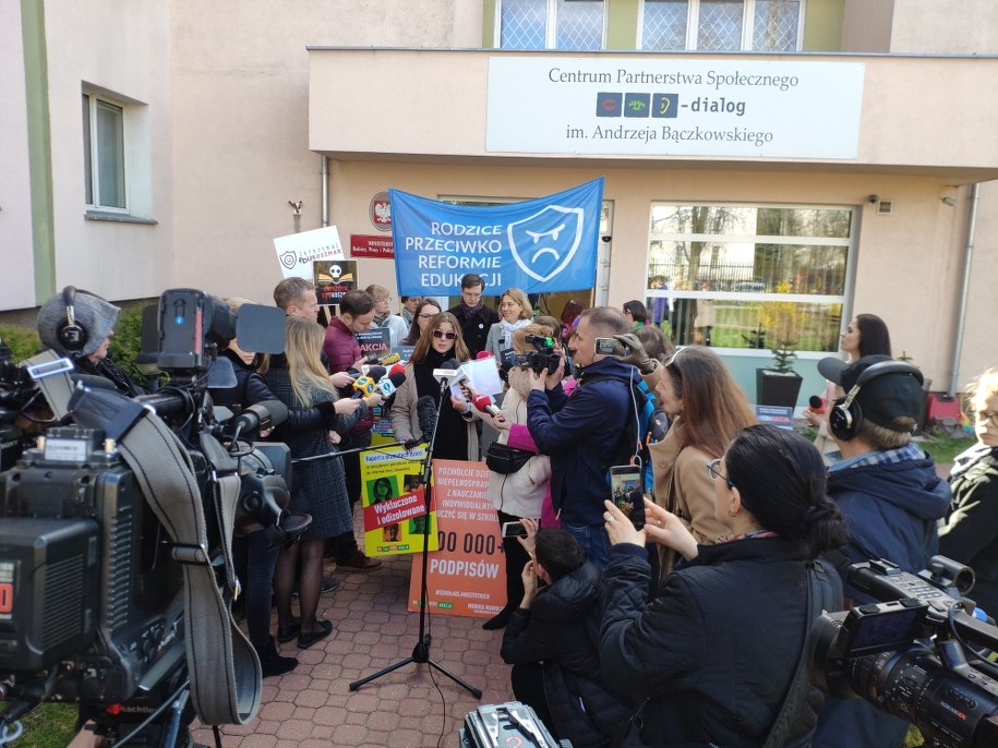 Związki odrzuciły pięć propozycji rządu /Jakub Rutka /RMF FM