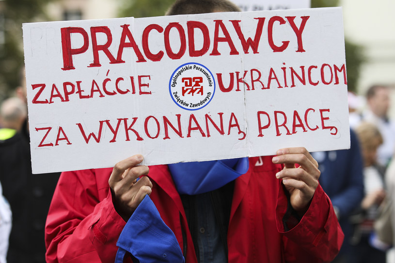 Związkowcy w obronie praw Ukraińców pracujących w Polsce /Andrzej Hulimka  /Agencja FORUM