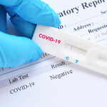 Zwlekasz z wykonaniem testu na koronawirusa? Sprawdź, czym to grozi