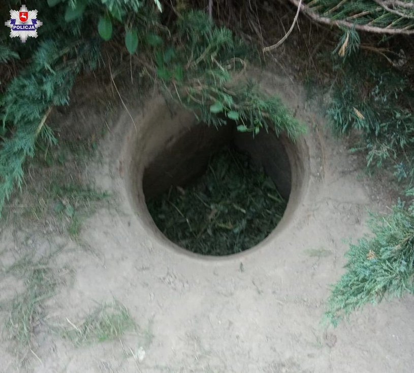 Zwłoki dwóch mężczyzn znaleziono w zbiorniku szamba /KMP Zamość /