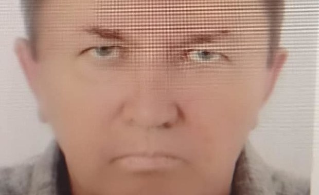 Zwłoki kobiety znalezione w Brzegu. Policja szuka tego mężczyzny