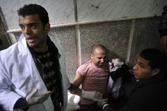 Zwolennicy i przeciwnicy Mubaraka starli się w Kairze