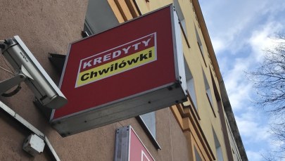 Zwolnieni pracownicy Pośrednictwa Finansowego Kredyty-Chwilówki: Zostaliśmy bez środków do życia