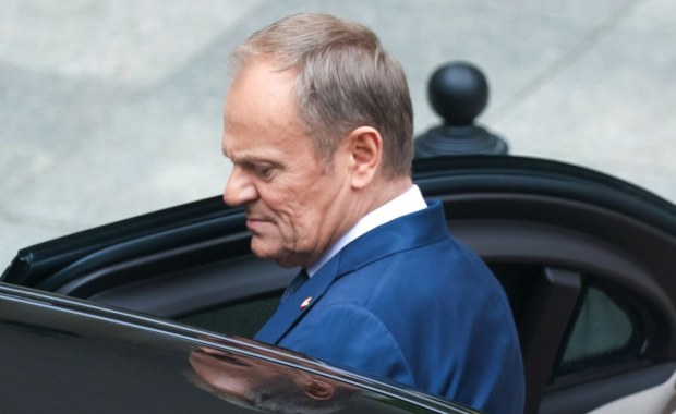 Zwolnienia po kradzieży samochodu Tuska. Premier komentuje