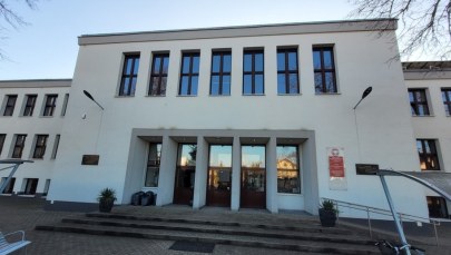 Zwolniona dyrektorka liceum w Sulejówku walczy o przywrócenie na stanowisko