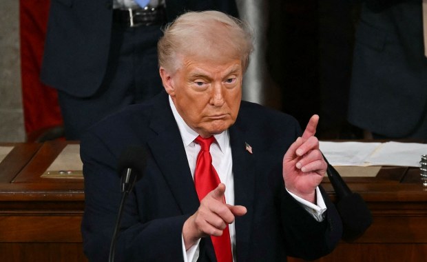 Zwrot akcji w sprawie Iranu. Trump ogłasza decyzję