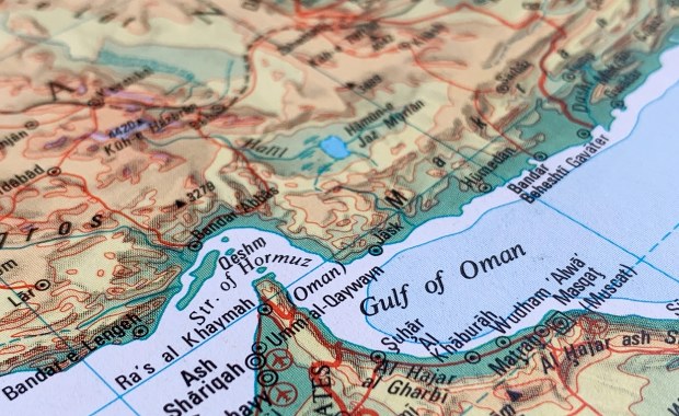 Zwrot w cieśninie Ormuz? "Iran otwarty na prośby Hiszpanii"