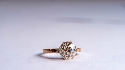 Zwrot w sprawie brylantów znalezionych wśród gruzu. Licytacja odwołana