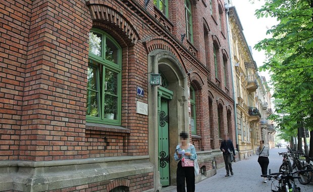 Zwrot w sprawie dyrektora krakowskiego liceum. Komisja podjęła decyzję