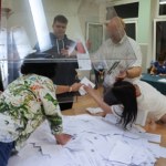 Zwrot w wynikach wyborów. Są dane late poll Ipsos [RELACJA]