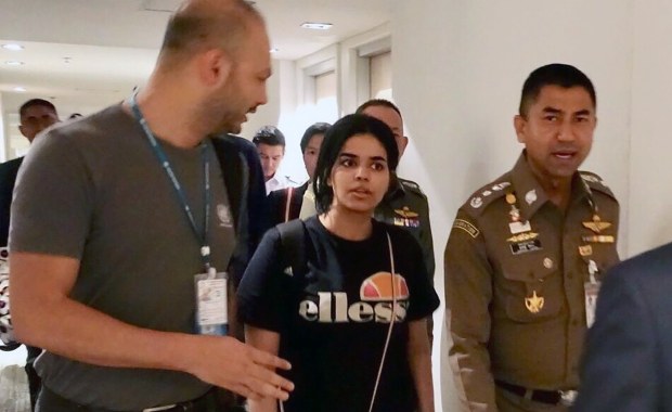 Zwrot ws. 18-letniej Saudyjki, która w internecie apelowała o pomoc