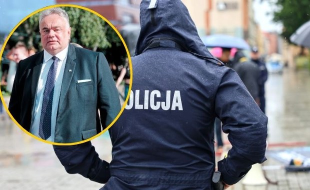Zwrot ws. fałszywych alarmów. W tle interwencja w domu Sakiewicza