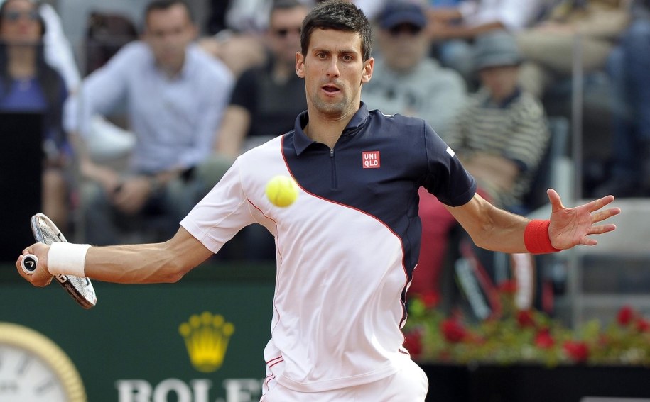 Zwycięstwo Djokovica dla poszkodowanych przez powódź /CLAUDIO ONORATI    /PAP/EPA