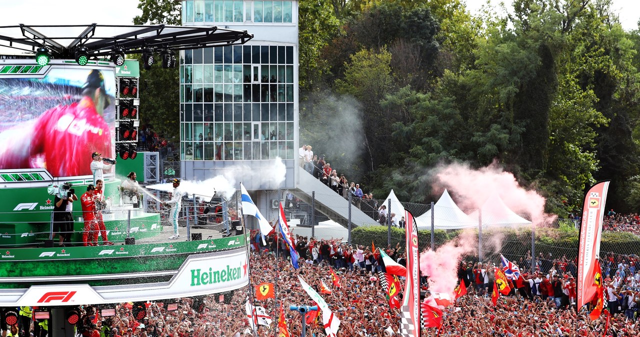 Zwycięstwo Ferrari we Włoszech to zawsze coś specjalnego /Getty Images