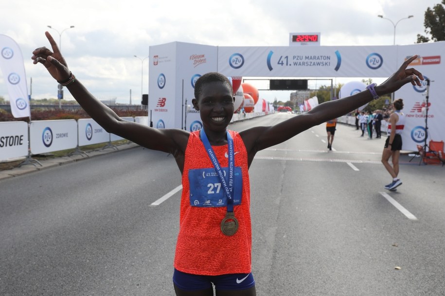 Zwyciężczyni Rebecca Korir z Kenii /Paweł Supernak /PAP