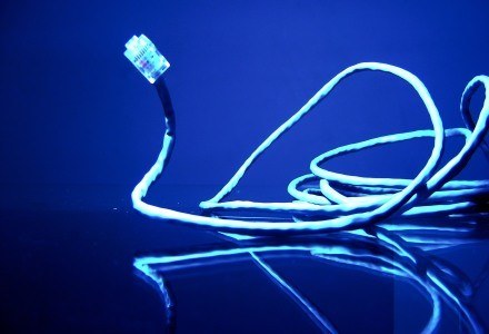 Zwyczajny kabel już nie wystarczy....    fot. Mario Alberto Magallanes Trejo /stock.xchng