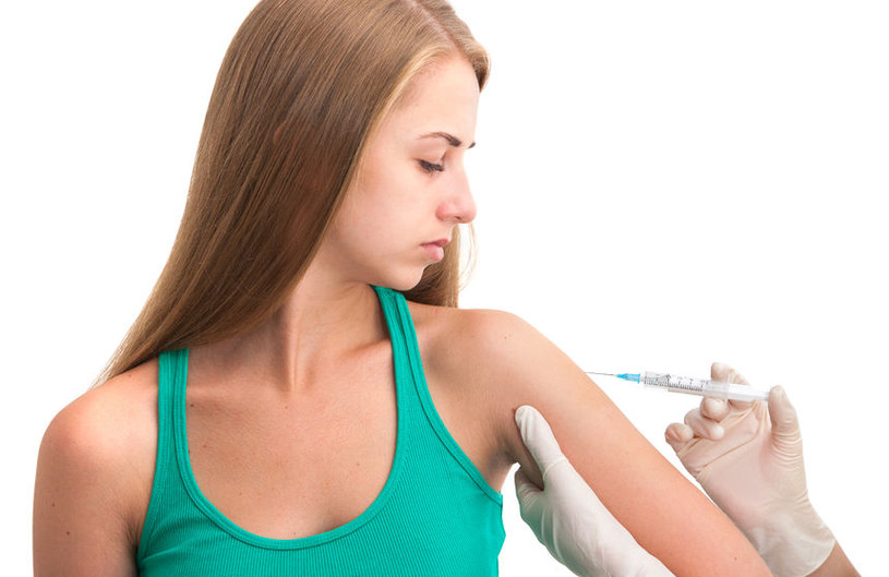 Zwykła szczepionka przeciw odrze pomoże w walce z nowotworami? /123RF/PICSEL
