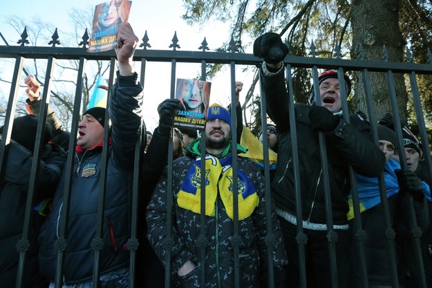 Zwykli Ukraińcy chcą do Europy, miliarderzy - niekoniecznie /ANATOLY MALTSEV  /PAP/EPA