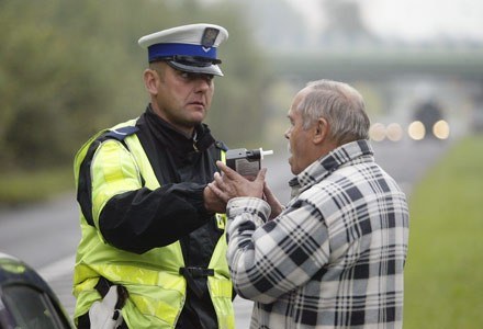 Zwykły SMS pomoże nam zachować bezpieczeństwo na drodze | Michał Szalast /Agencja SE/East News