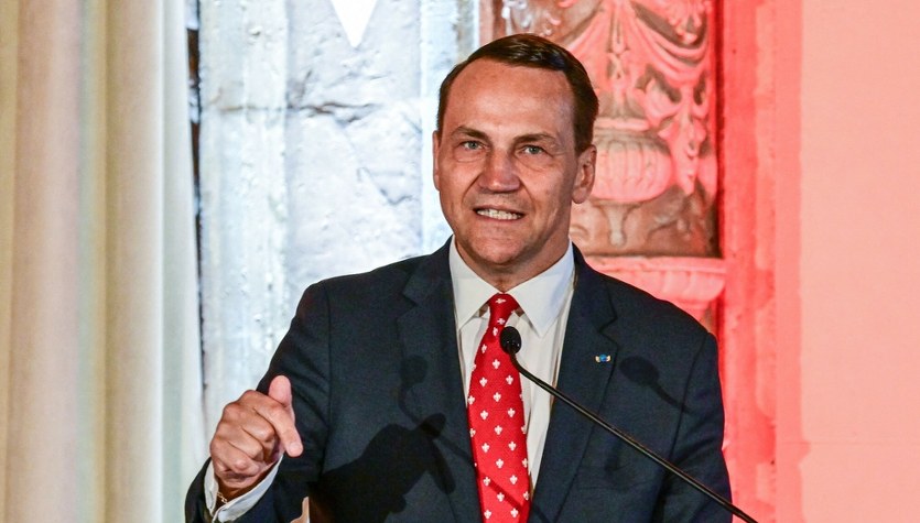 "Zwyrole się podniecali". Sikorski złożył zeznania w sprawie Pegasusa