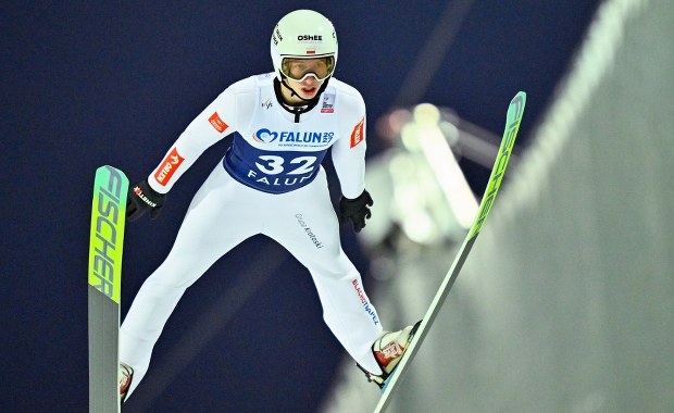 "Życiówka" Kacpra Tomasiaka w Falun. Triumfował Stefan Kraft