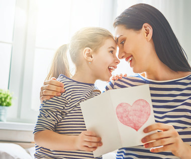 Życzenia na Dzień Matki: Jak wyrazić wdzięczność mamie?