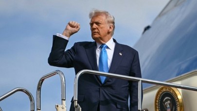 Życzenie ​Zełenskiego: Trump ląduje samolotem w Kijowie