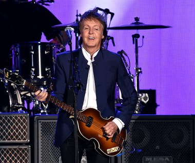 "Żyj i pozwól umrzeć": To nie Paul McCartney miał wykonać piosenkę do filmu o Bondzie?