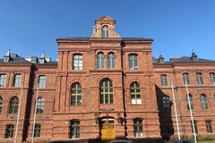 Żyrardowski kantor, czyli dawny budynek dyrekcji fabryki włókienniczej