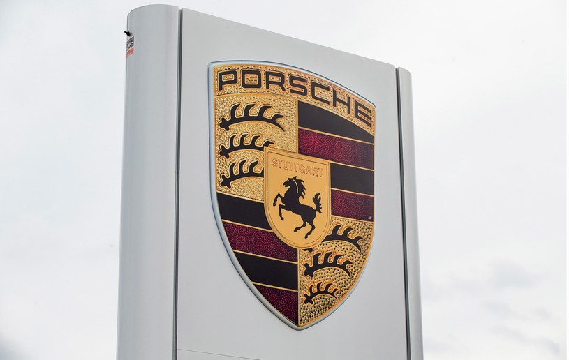 Zyski Porsche zauważalnie zmalały w tym roku /AFP