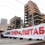 "Żywa tarcza". Tysiące osób protestują przeciwko inwestycji zięcia Trumpa