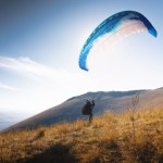 Żywiec Żywiec: Paralotniarz zahaczył o linię średniego napięcia