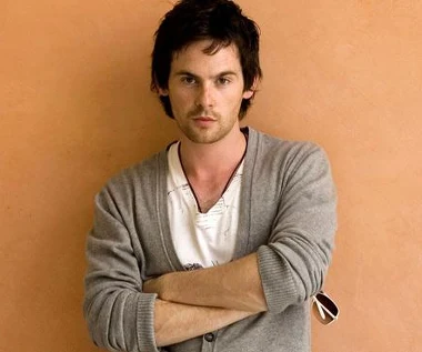 Żywiołowy facet pełen sprzeczności